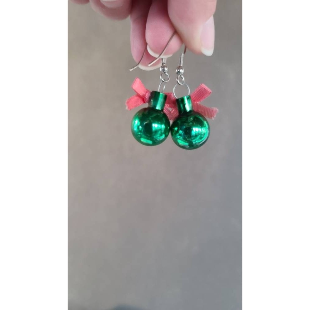 Green Christmas Ornament Dangling Earrings - Picture 9 of 10